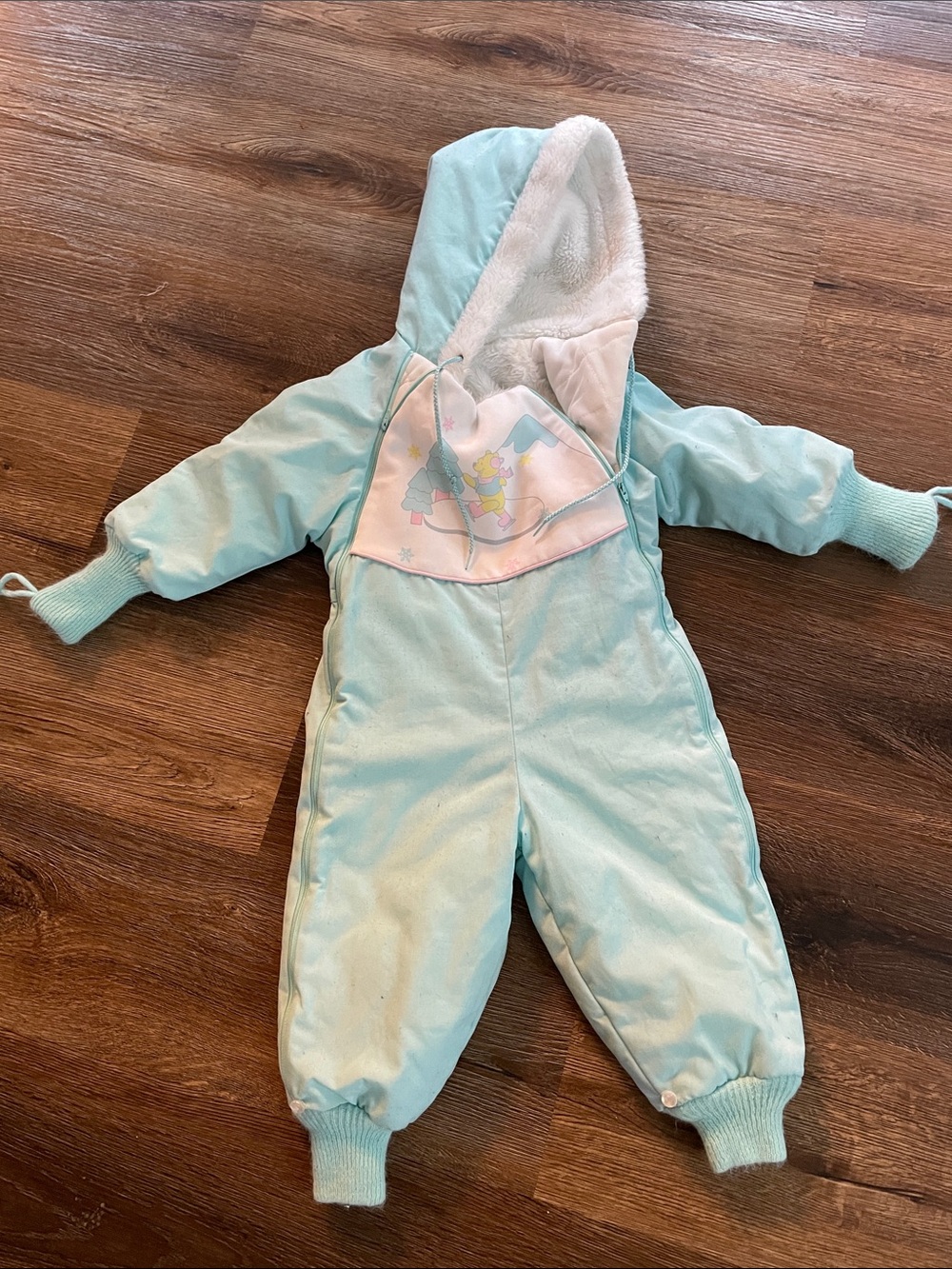 Vintage Winnie the Pooh baby snow suit size large